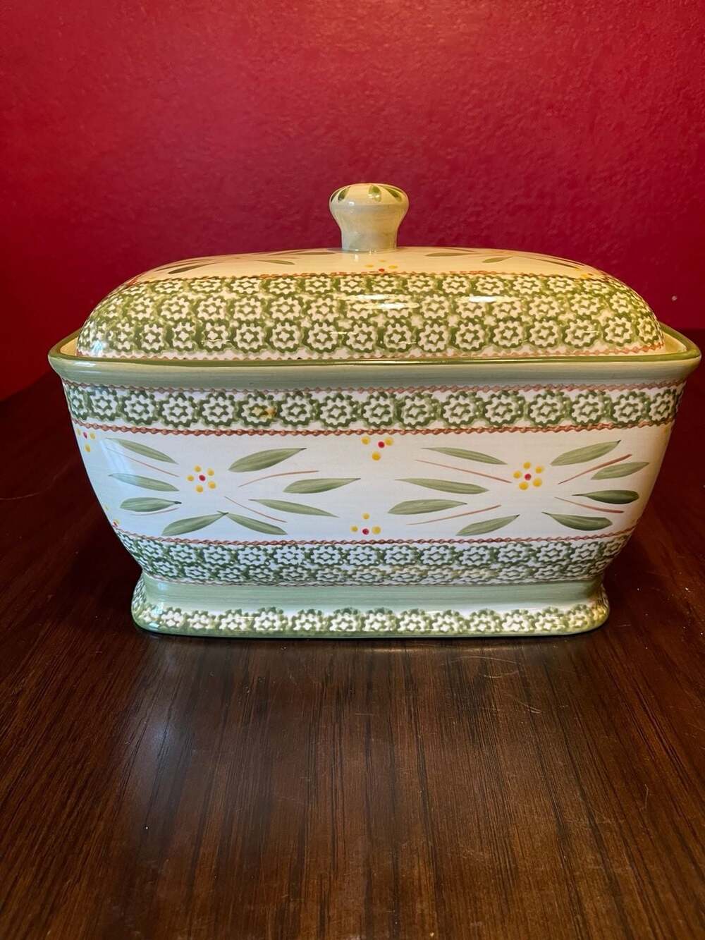 Temp-Tations Old World Green Stoneware Bread Box with Lid